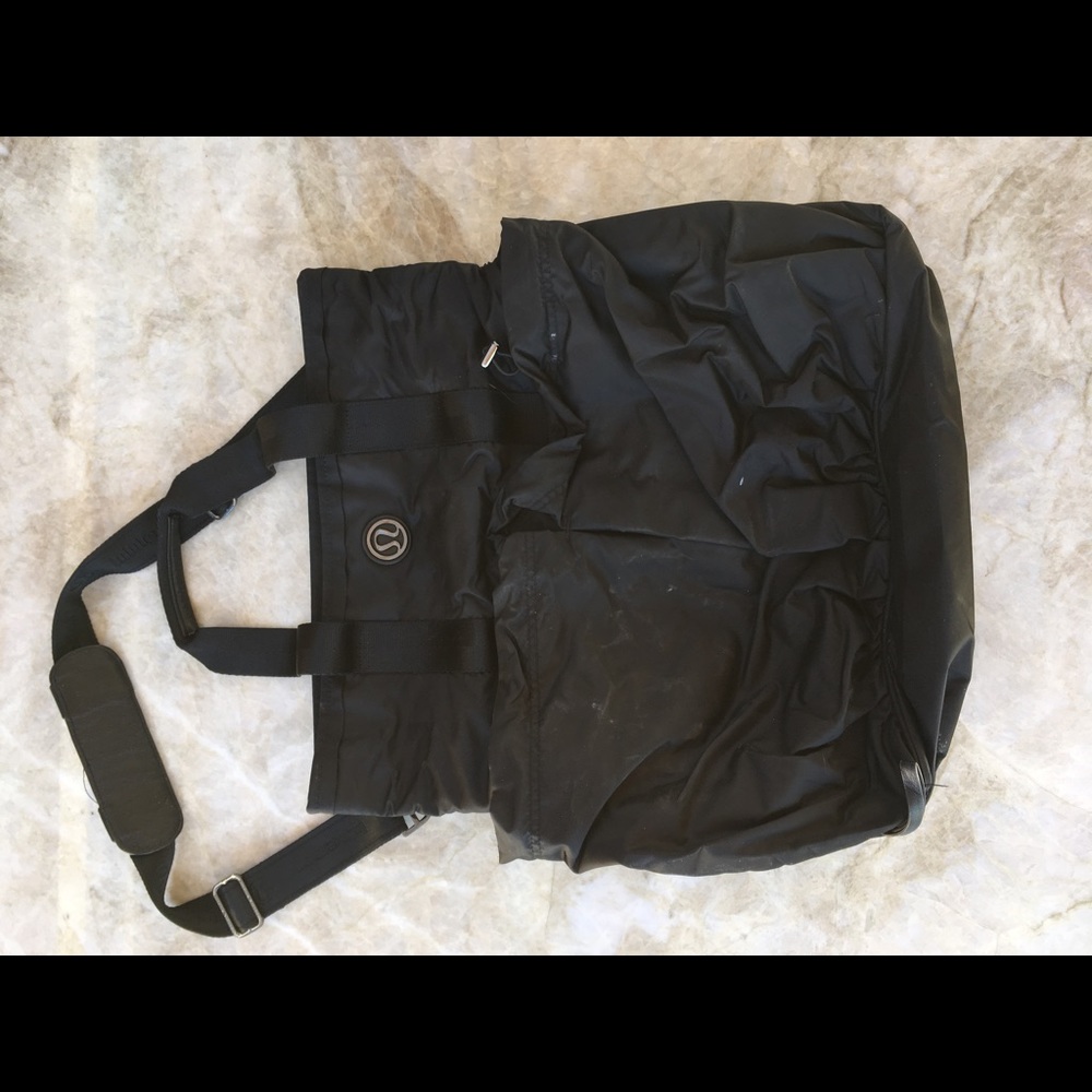 Your New Favorite Yoga Bag
